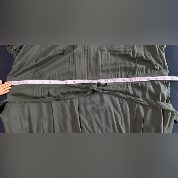 Her Universe Captain Marvel Olive Patchwork Shirt Dress NWT Size L 12 - Picture 12 of 15